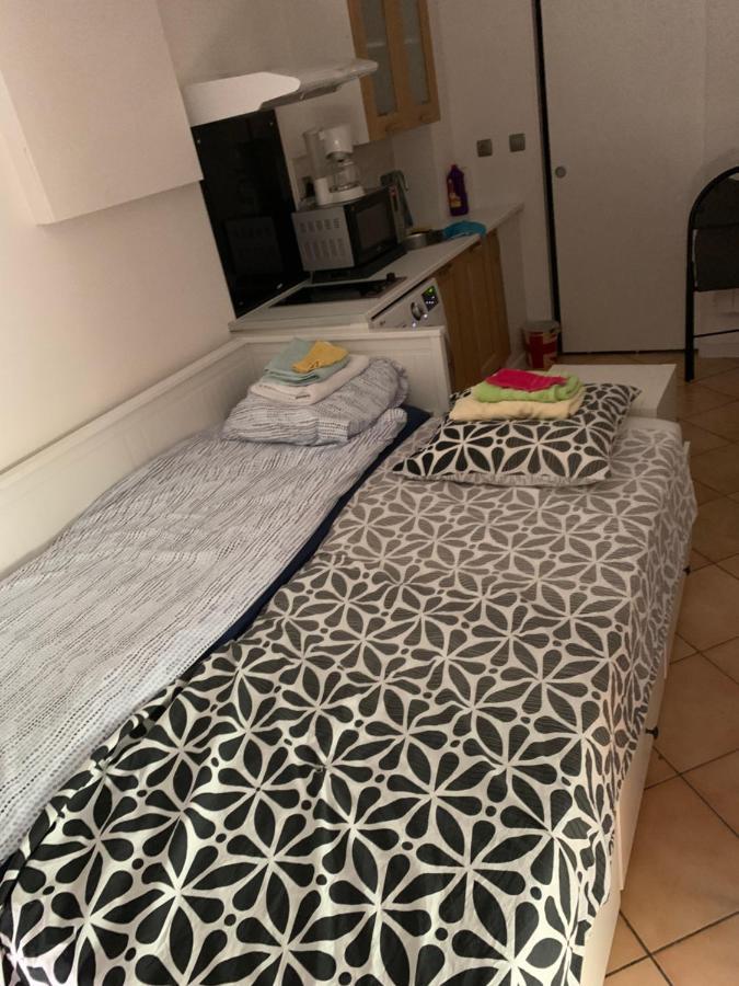 Joli Studio Tout Confort Avec Toutes Commodites فوليه إن فيلين المظهر الخارجي الصورة